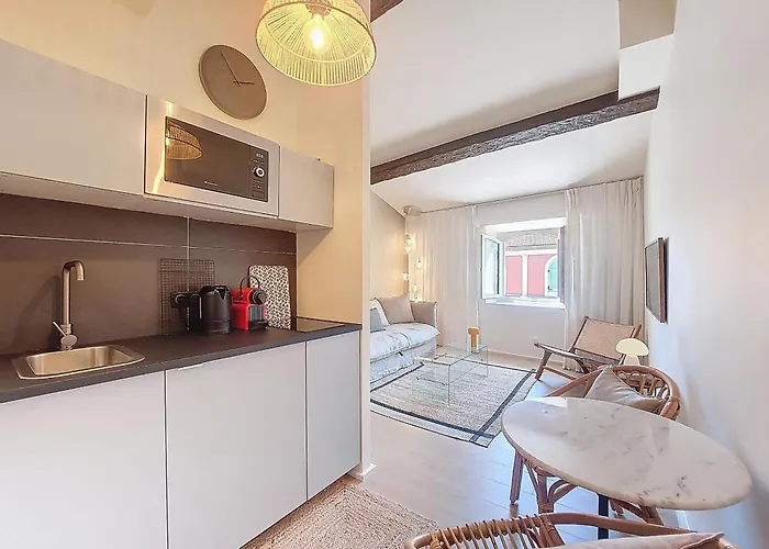 Apartmán Nestor&jeeves - Beige Riviera - Standing Nice