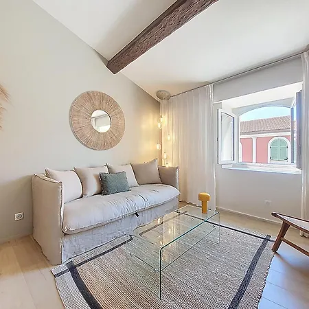 Nestor&jeeves - Beige Riviera - Standing *